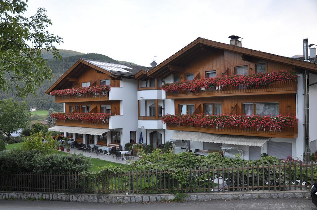 Hotel Waldheim Natz-Schabs Εξωτερικό φωτογραφία
